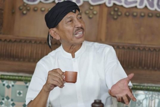 Ketua Yayasan Menara Kudus KH Em Nadjib Hasan Tutup Usia