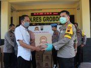 Pekerja Seni di Grobogan Terima Bantuan Sembako
