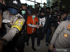 Pembobol BNI Maria Pauline yang Buron 17 Tahun Tiba di Tanah Air