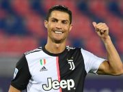 Ronaldo Pilih Bertahan di Turin