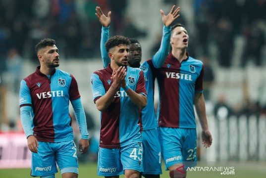Turki Buka Sebagian Stadion untuk Suporter Mulai Oktober