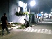 Kampung Barang di Pacitan Di-Lockdown, Ribuan Masker Dibagikan ke Masyarakat
