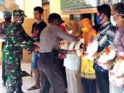 Babinsa dan Bhabinkamtibmas di Wonogiri Lakukan Pendampingan Penyerahan Bantuan