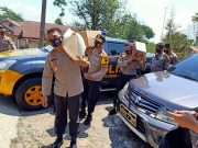 Prihatin, Kapolres Batang Bantu Korban Kebakaran Rumah