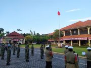 Penurunan Bendera Berjalan Khidmat di Dua Tempat
