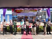 Polda Jateng dan Pangdam IV/Diponegoro Bakti Sosial dan Bakti Kesehatan di Kepulauan Karimunjawa