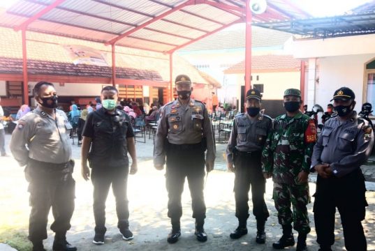 Polsek Dan Koramil Blora Amankan Penyaluran BST