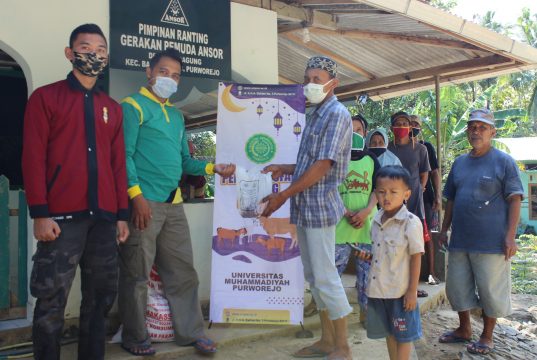 UMP Antarkan Langsung Daging Kurban Kepada Masyarakat