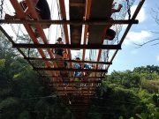 Warga Mlagen Swadaya Ganti Papan Jembatan Gantung di Atas Sungai Progo