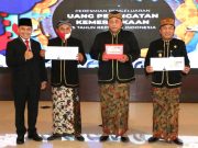 Tiga Pejabat Kota Tegal Terima Uang Edisi Baru