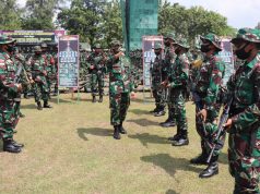 Kasum TNI Periksa Kesiapan Satgas Pamtas RI-PNG Yonif Raider 400/BR