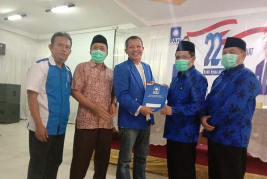 DPD PAN Wonosobo Serahkan SK Rekomendasi Cabup-Wabup ke Afif-Albar