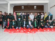 KKN Unisnu di Troso Bagikan Paket Sembako
