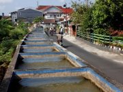 Unik, Kota Magelang Punya Sungai di Atas Kampung dan Jalan Raya
