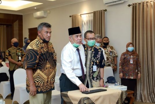 Diluncurkan Bupati Kebumen, QRIS Permudah Pembayaran PBB