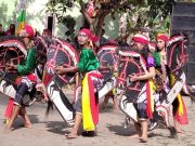 Ebeg Wahyu Turonggo Mudo Podourip Kebumen Meriahkan Gebyak Suran