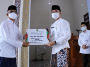 Safari Jumat, Hartopo Bagikan Bantuan Hibah untuk Masjid