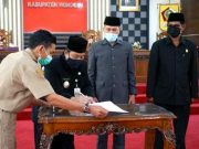 Rapat Paripurna DPRD Wonogiri Diwarnai Lantunan Pantun dan Interupsi