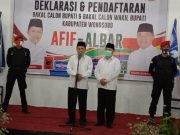 Paslon Afif-Albar Daftar Pilkada di KPU Wonosobo