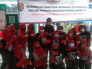 Peduli Covid-19, Walikota Beri Bantuan Paket Sembako Warga RW 09 Tanjung Mas Semarang