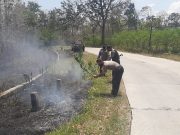 Patroli Rutin, Anggota Polsek Kedungjati Temukan Areal Rumput Terbakar