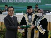 Mulyana Raih Doktor dari PDIM FE Unissula