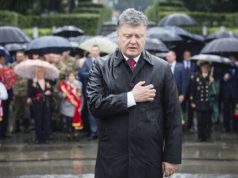 Mantan Presiden Ukraina Petro Poroshenko Terpapar Virus Corona