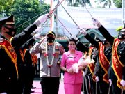 Pedang Pora Sambut Kapolres Batang yang Baru
