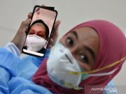 Perjuangan Nakes dan Keluarganya yang Bertumbangan Terpapar COVID-19
