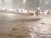 Delapan Jalan di Jakarta Tergenang Air Hujan