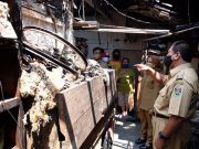 Rumah Warga Terbakar, Satu Kelurahan Sengkuyung Membangunkan Kembali