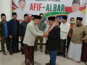 Afif-Albar Dapat Hadiah Sorban dari Komunitas Santri Hebat Wonosobo