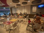 Usaha Ritel dan Restoran Mengalami Tekanan Akibat Covid-19