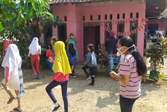 KKN Mahasiswa UPGRIS, Kampanyekan Pola Hidup Sehat di Desa Banjaragung Jepara