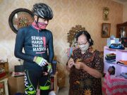Ganjar Saksikan Bagaimana Seni Bertahan UMKM Tanpa Kurangi Karyawan