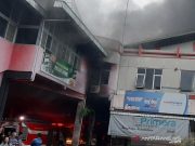 10 Mobil Pemadam Dikerahkan Atasi Kebakaran di Pasar Wage Purwokerto