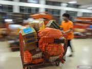 Erick Tohir Rombak Direksi PT Pos Indonesia
