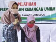 Tingkatkan Kompetensi UMKM Dosen FE Unissula Beri Pelatihan Perencanaan Keuangan