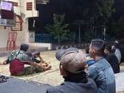 Di Sukoharjo, Warga Menggelar Acara Nobar Film G 30 S PKI di Pos Ronda