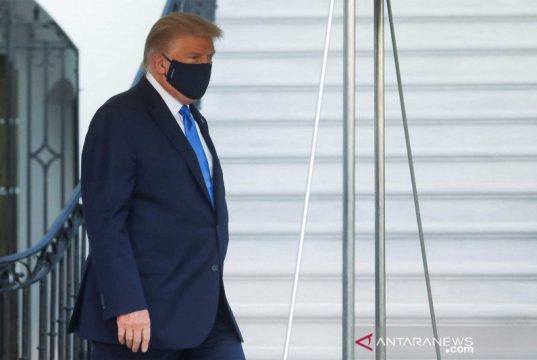 Trump Merasa Jauh Lebih Baik, Berharap Segera Pulih