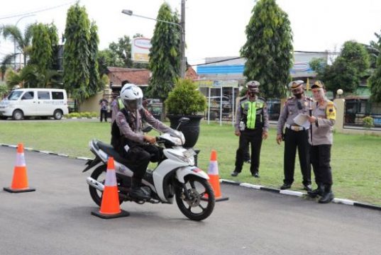 Anggota Polsek Hingga ASN Polres Kebumen Pelatihan Aman Berkendaraan