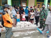 Anak Korban Banjir pun Tersenyum Berkat Waking Hipnosis Kapolres Kebumen