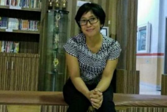 Aku dan Sosmed: Pinter atau Keblinger