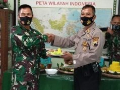 Jajaran Polsek Sawangan Berikan Nasi Tumpeng Kepada Koramil