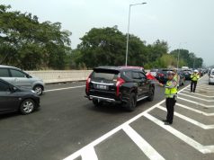 Jalan Tol Cikampek Arah Jakarta Sempat Diberlakukan ‘Contraflow’