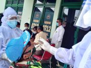 Anggota Kodim 0712/Tegal Lakukan Swab