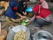 Pelaku UMKM Terdampak Covid-19 Dilatih Membuat Usaha Getuk Goreng dan Kripik Singkong