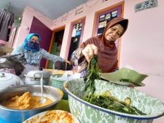 Sensasi Kuliner Tradisional Rujak Teplek, Hanya Dua Jam Ludes