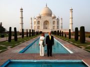 Donald Trump dan Isterinya Positif COVID-19