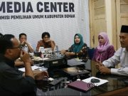 Debat Publik Bantu Pemilih dalam Pilkada